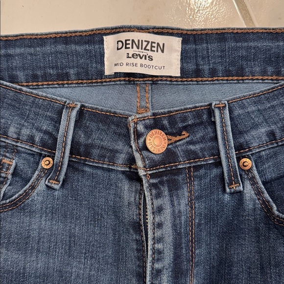 Denizen/Levi's Jeans - Mid Rise Bootcut - Picture 3 of 5